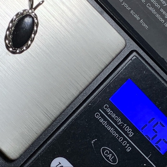 Black Onyx & White Gold Pendant on 10K Gold Chain - Picture 9 of 10